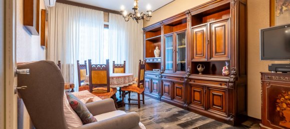 4 bedrooms Apartment in Turin, Italy No. 99939 9