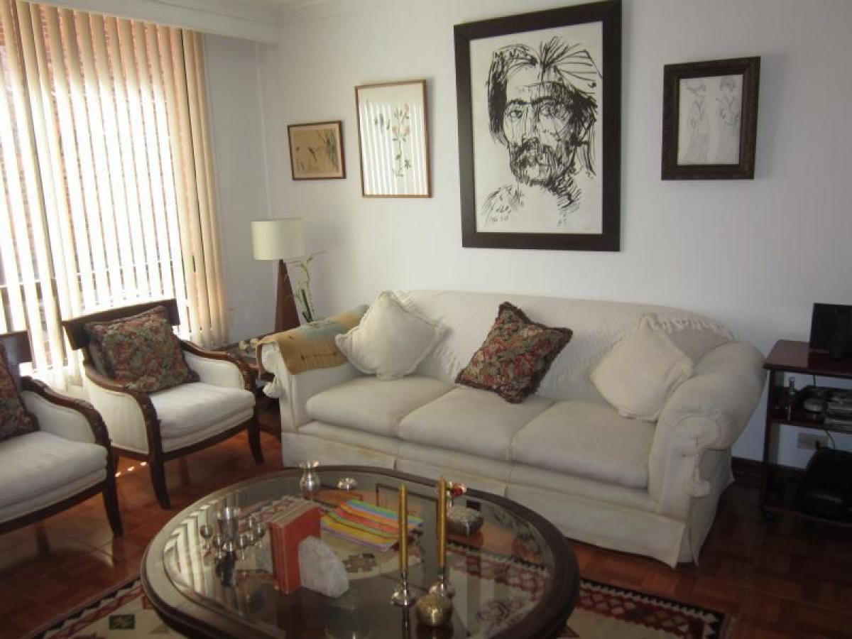 3 bedrooms House in Bogota, Colombia No. 13825