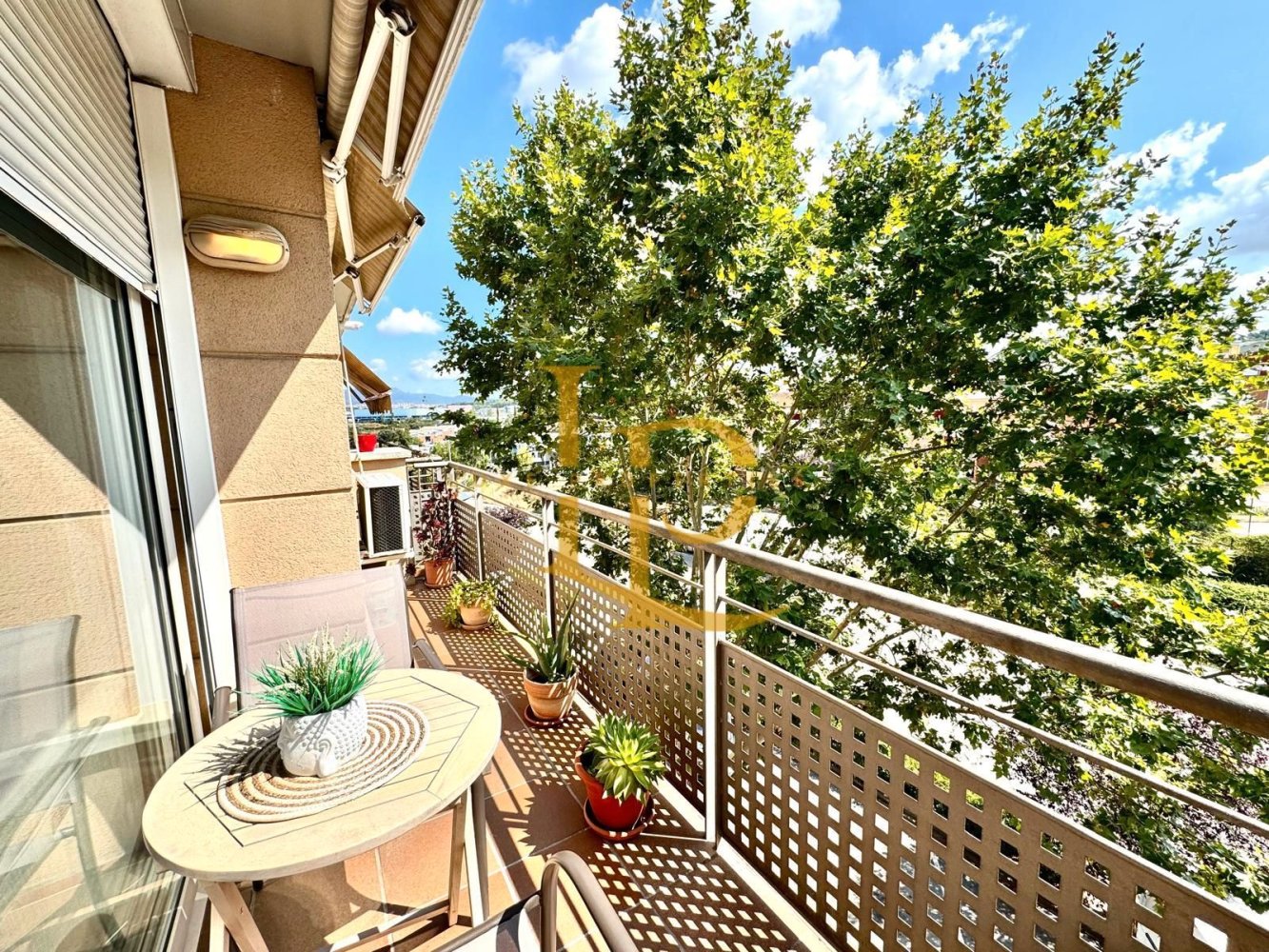 4 غرف نوم منزل ذو طابقين في Rubi, Spain رقم 174373