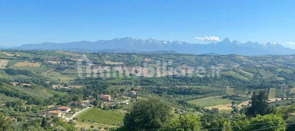 Квартира с 2 спальнями в Торторето, Италия № 345358 34