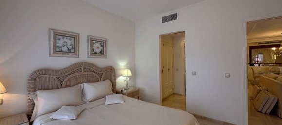 3 bedrooms Penthouse in Estepona, Spain No. 133590 11