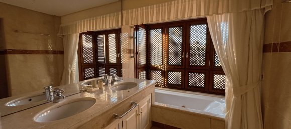 3 bedrooms Penthouse in Estepona, Spain No. 133590 23