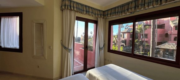 3 bedrooms Penthouse in Estepona, Spain No. 133590 15