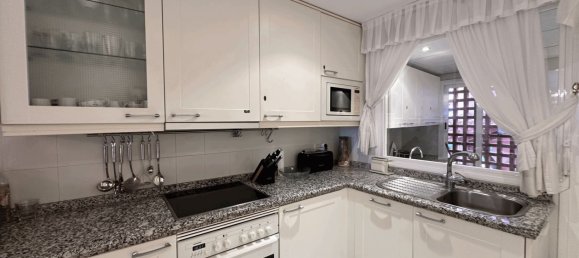 3 bedrooms Penthouse in Estepona, Spain No. 133590 6