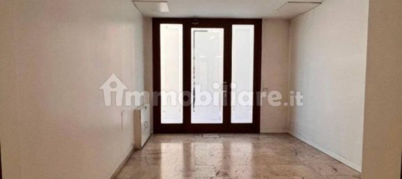 Офис с 5 комнатами в Падуя, Италия № 154100 5