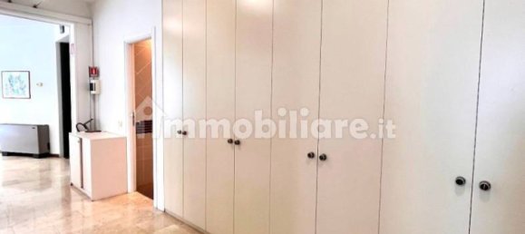 Офис с 5 комнатами в Падуя, Италия № 154100 16