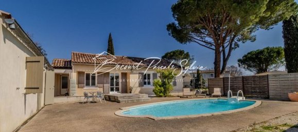 3 bedrooms Villa in Carpentras, France No. 301827 18