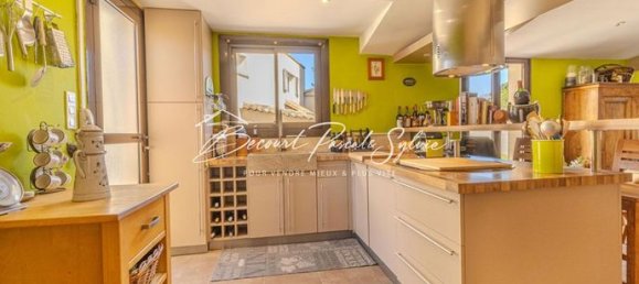 3 bedrooms Villa in Carpentras, France No. 301827 14