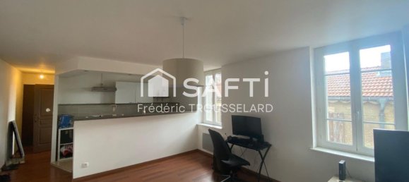 Здание 344м² в Тйевиль-сюр-Мёз, Франция № 210974 3