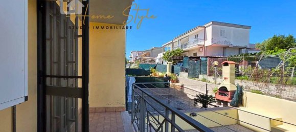 4 غرف نوم منزل ذو طابقين في Santa Marinella, Italy رقم 310820 2