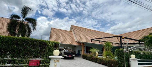 3 Schlafzimmer Villa in Hua Hin, Thailand, Nr. 68219 3