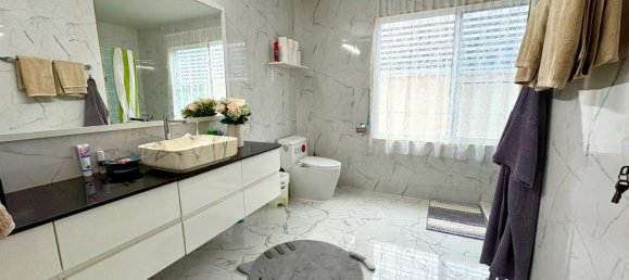 3 Schlafzimmer Villa in Hua Hin, Thailand, Nr. 68219 26