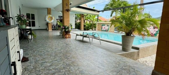 3 Schlafzimmer Villa in Hua Hin, Thailand, Nr. 68219 7