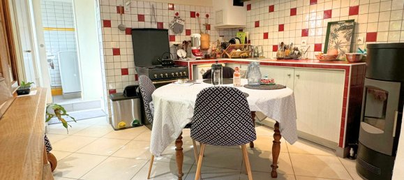 3 bedrooms House in Cachan, France No. 179319 4