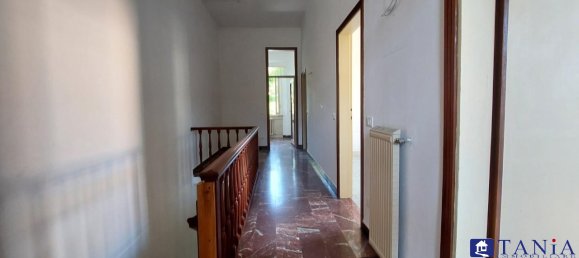 4 غرف نوم منزل في Carrara, Italy رقم 48098 7