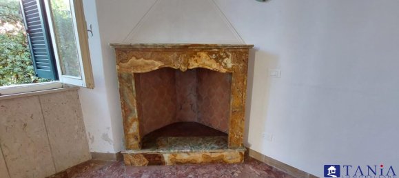 4 غرف نوم منزل في Carrara, Italy رقم 48098 28