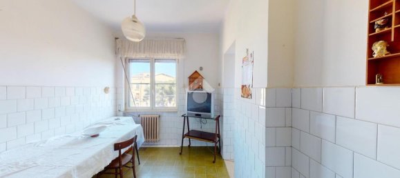 Квартира с 4 комнатами в Бриндизи, Италия № 146108 9