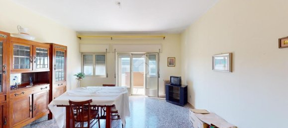 Квартира с 4 комнатами в Бриндизи, Италия № 146108 4