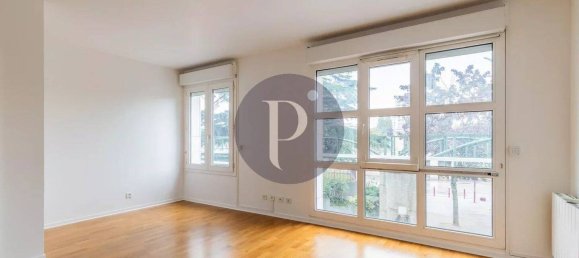Apartamento de 2 dormitorios en Sceaux, France No. 175685 5