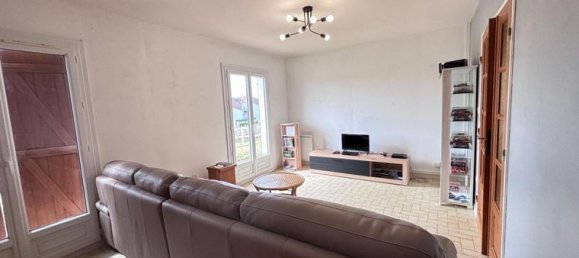 2 Schlafzimmer Villa in Romenay, France, Nr. 360024 2