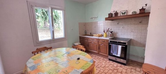 2 Schlafzimmer Villa in Romenay, France, Nr. 360024 3
