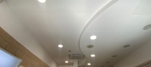 Propriété commerciale à Bari, Italy 120m² No. 285268 6