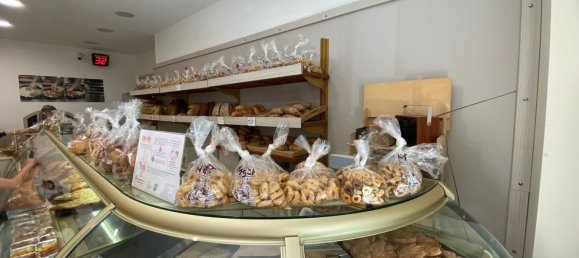 Propriété commerciale à Bari, Italy 120m² No. 285268 4