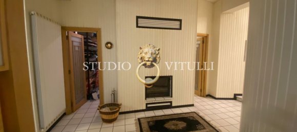 5 rooms Duplex in Bari, Italy No. 90310 28