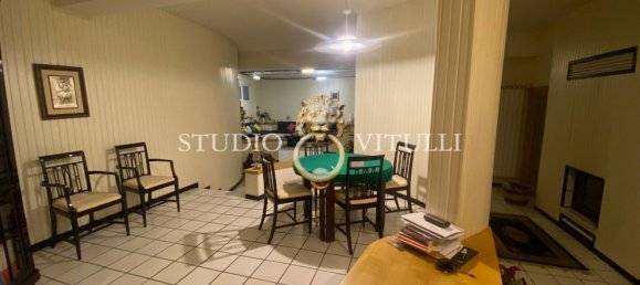 5 rooms Duplex in Bari, Italy No. 90310 23