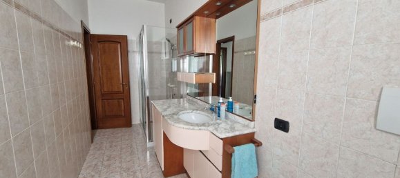 Квартира с 2 комнатами в Венегоно Супериоре, Италия № 334186 20