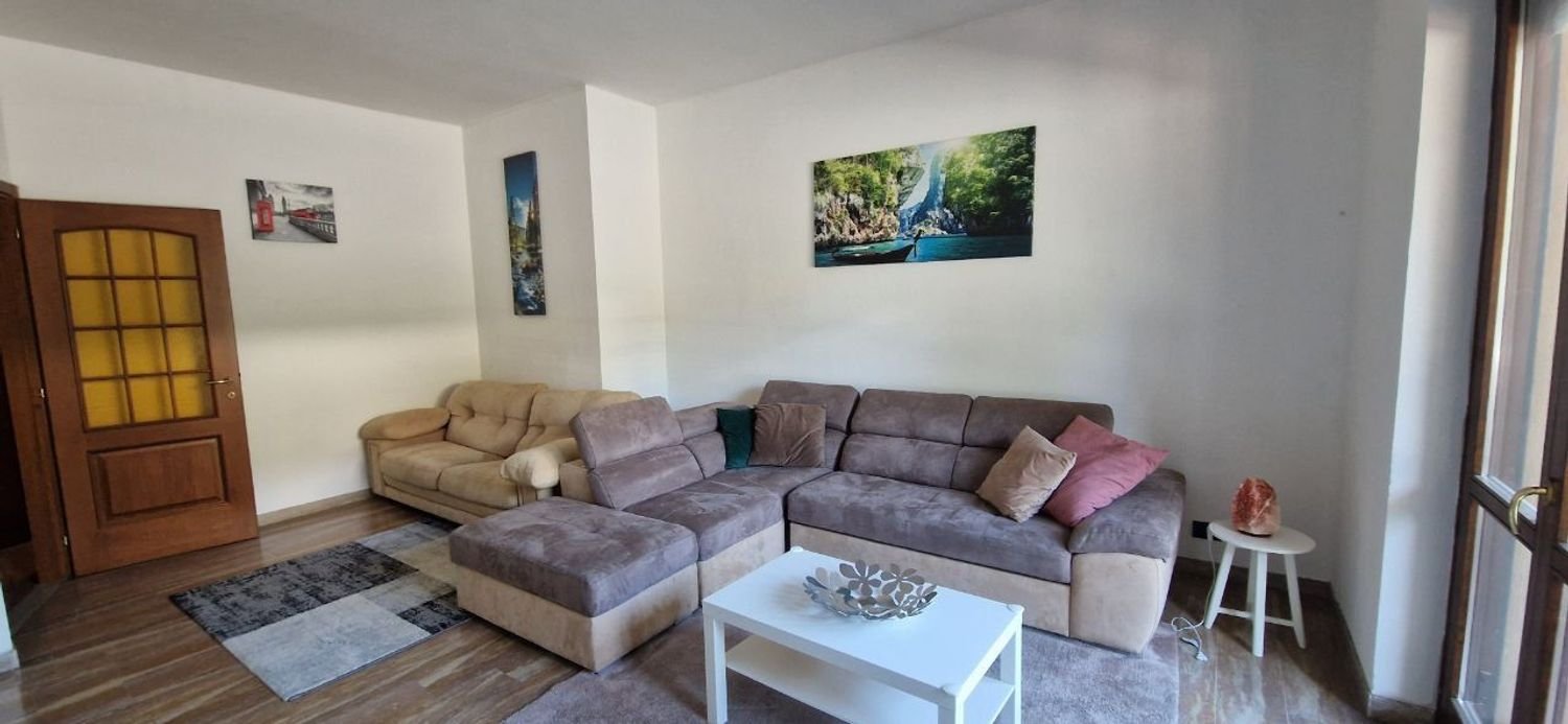 Квартира с 2 комнатами в Венегоно Супериоре, Италия № 334186