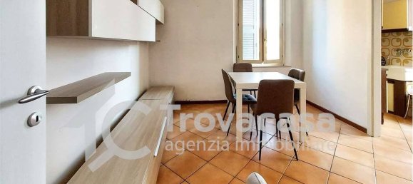 2 bedrooms Apartment in Modena, Italy No. 215624 4