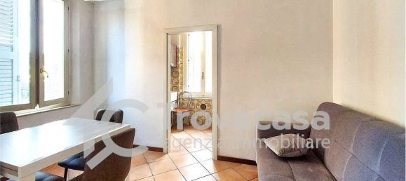 2 bedrooms Apartment in Modena, Italy No. 215624 5