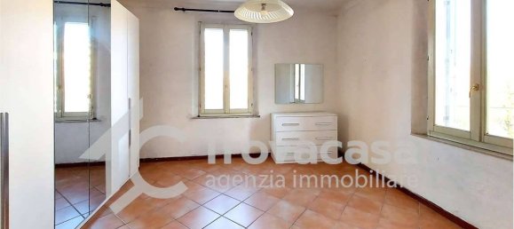 2 bedrooms Apartment in Modena, Italy No. 215624 18