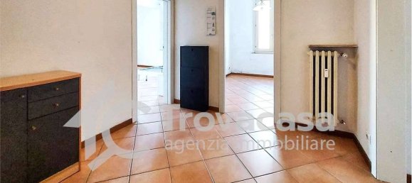2 bedrooms Apartment in Modena, Italy No. 215624 8