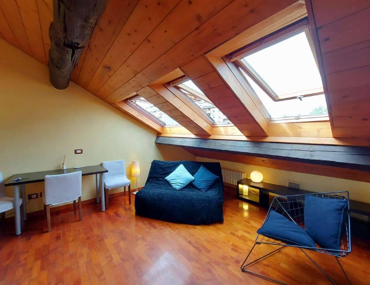 Apartamento de 2 dormitorios en Milan, Italy No. 244014
