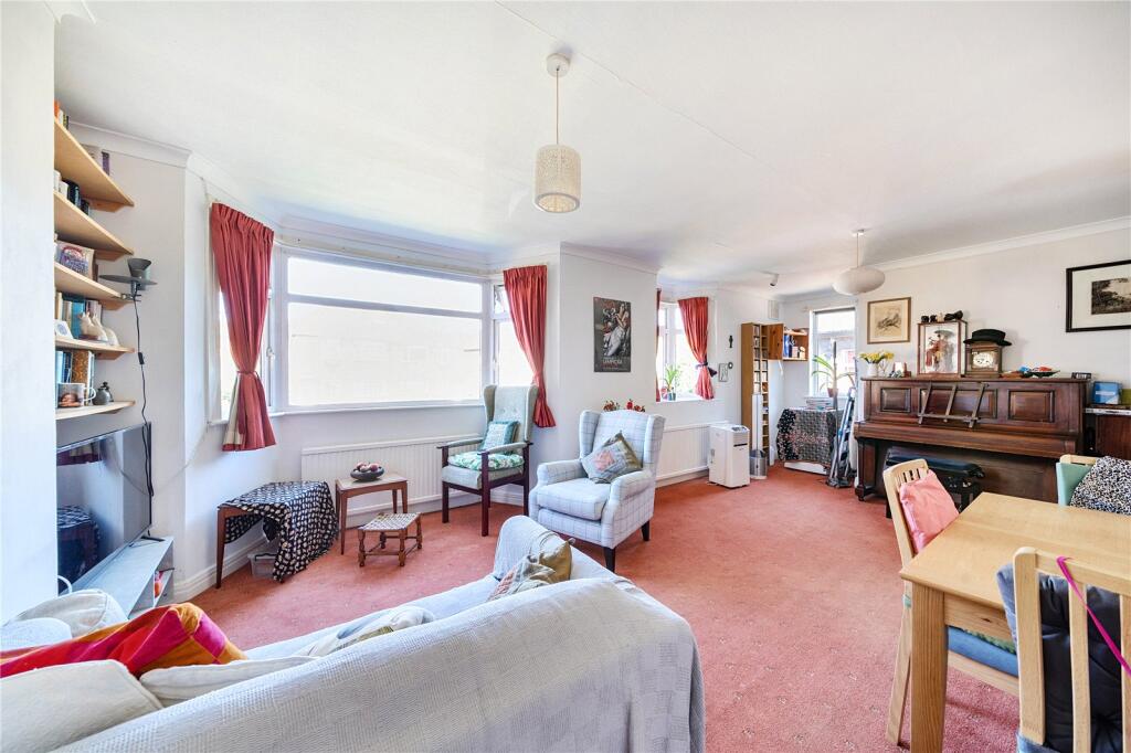 2 bedrooms Maisonette in Harrow, United Kingdom No. 12233