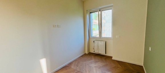 2 rooms Apartment in Milan, Italy No. 239619 6