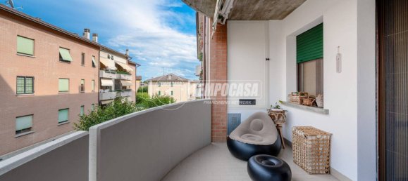 Apartamento de 2 dormitorios en Reggio Emilia, Italy No. 332968 8