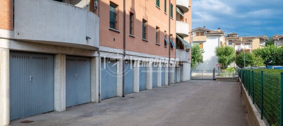 Apartamento de 2 dormitorios en Reggio Emilia, Italy No. 332968 28