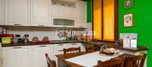 Apartamento de 2 dormitorios en Reggio Emilia, Italy No. 332968 6