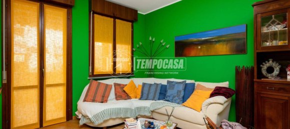 Apartamento de 2 dormitorios en Reggio Emilia, Italy No. 332968 10