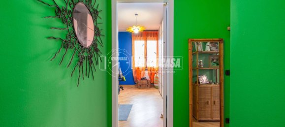 Apartamento de 2 dormitorios en Reggio Emilia, Italy No. 332968 13