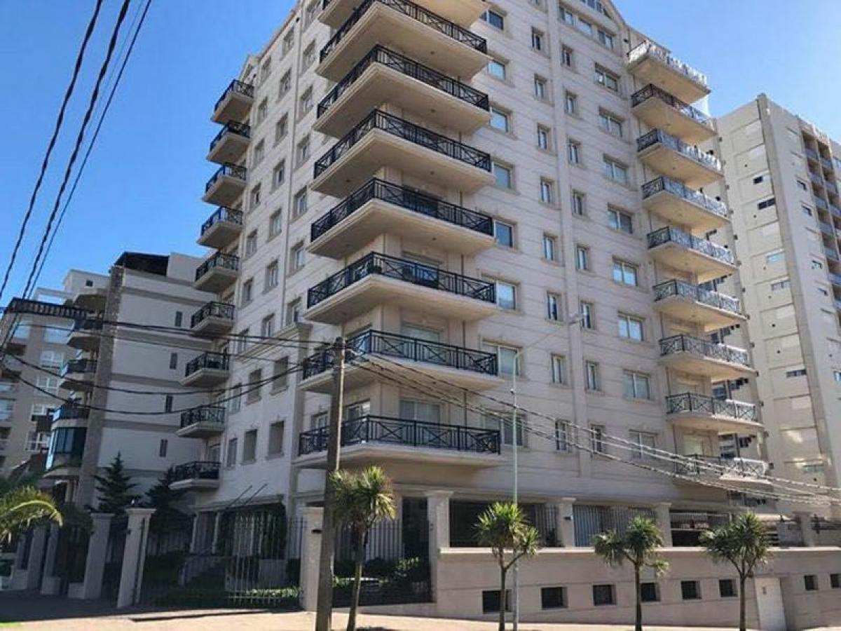 2 bedrooms Apartment in Mar del Plata, Argentina No. 75054