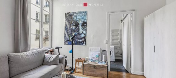 Studio in Paris, France No. 131534 3