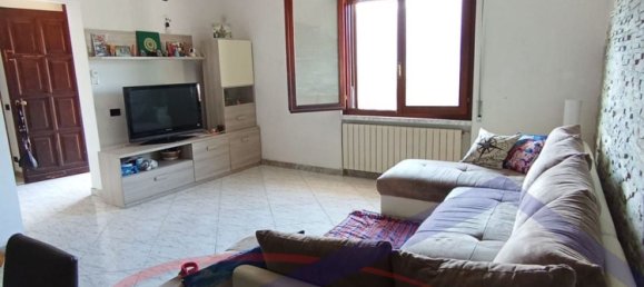 3 bedrooms House in Monte Marenzo, Italy No. 365521 4