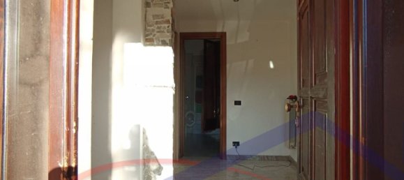 3 bedrooms House in Monte Marenzo, Italy No. 365521 15
