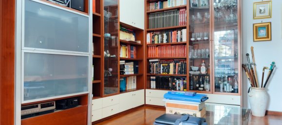 3 Schlafzimmer Wohnung in Rome, Italy, Nr. 321590 13