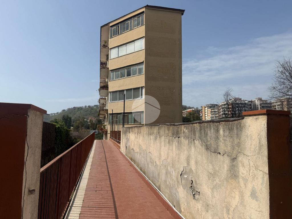 3 Schlafzimmer Wohnung in Naples, Italy, Nr. 54731