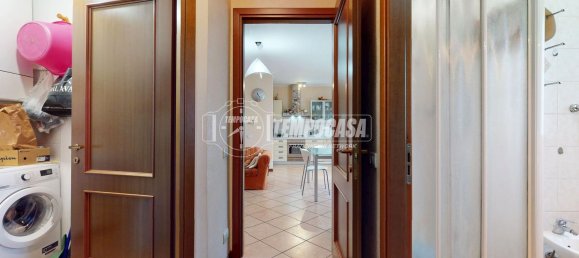 3-salle Appartement à Carpi, Italy No. 191130 8